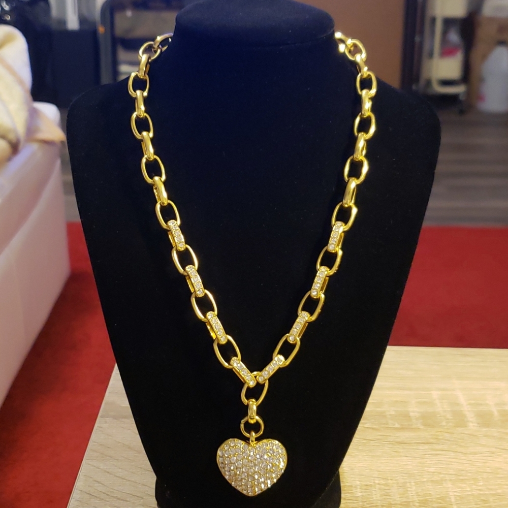 Traci Lynn Heart Necklace